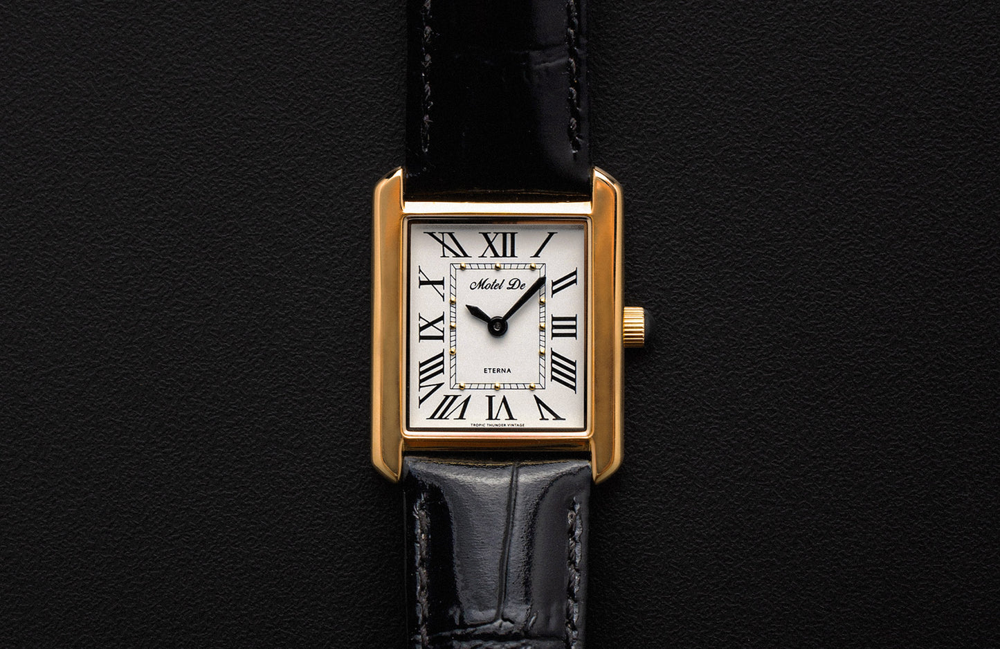 Motel De Eterna Watch Gold - Ready Stock