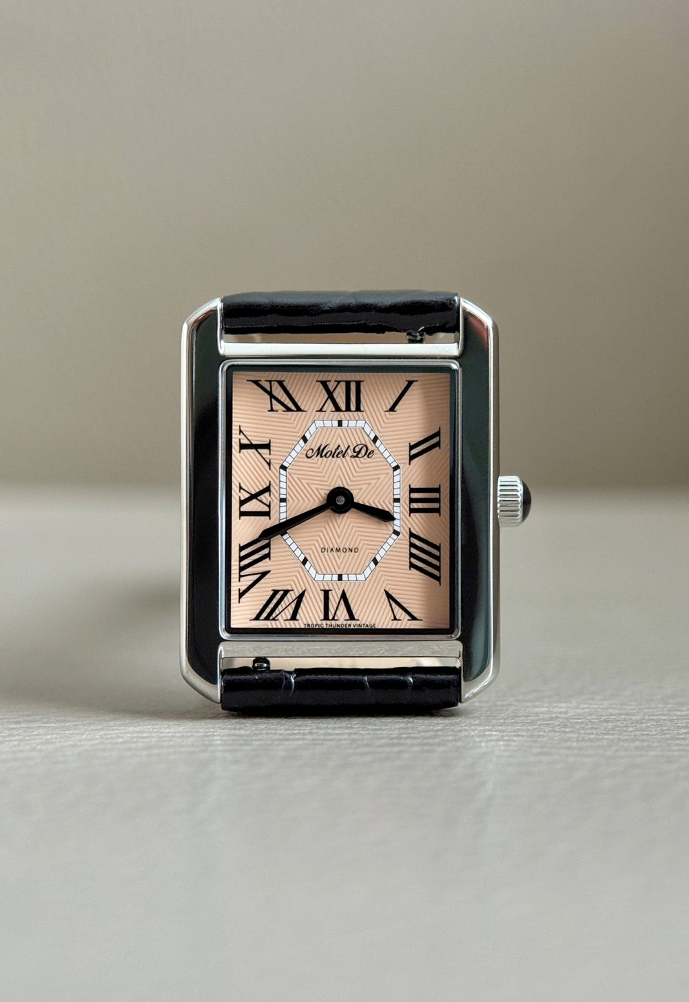Motel De Diamond - Salmon / Ready Stock